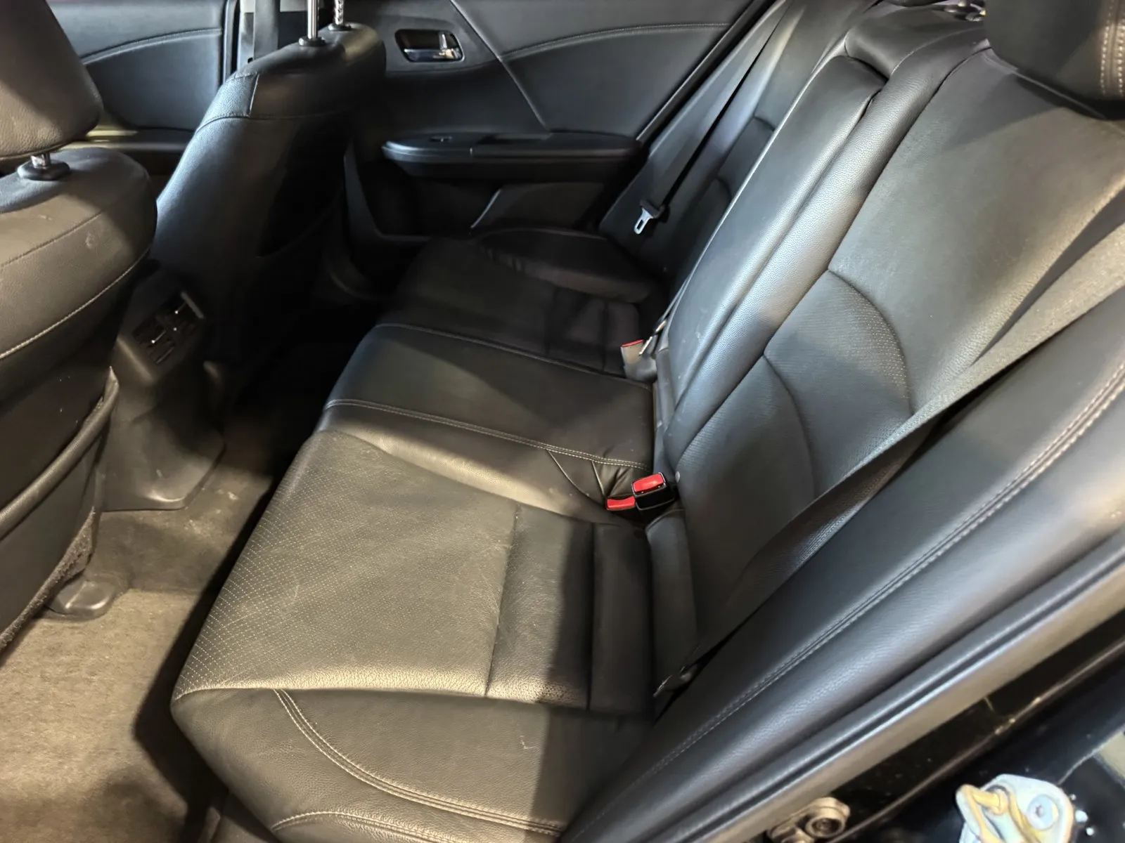 Honda Accord photo 10