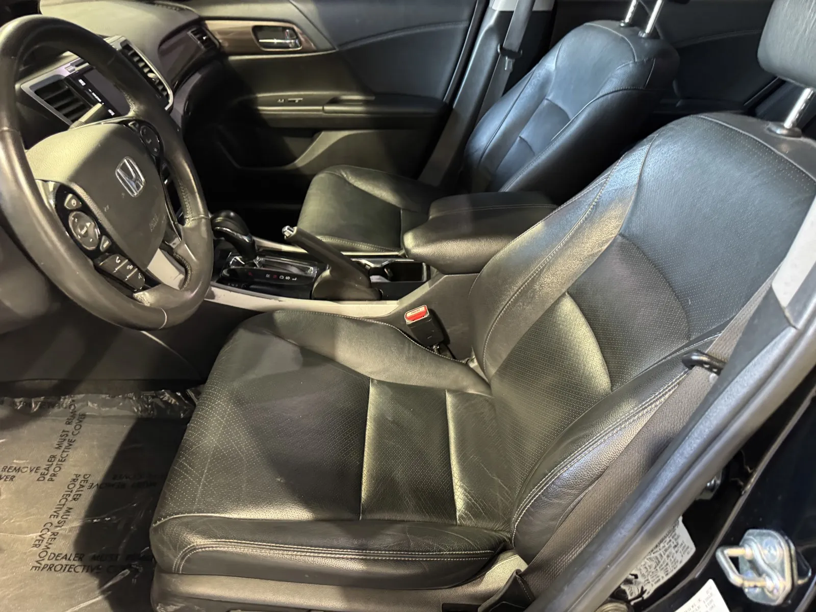 Honda Accord photo 12