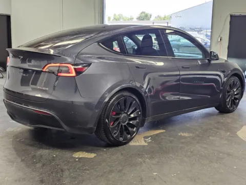 More photos of 2020 Tesla Model Y Performance at Premium Autos - Norco, CA