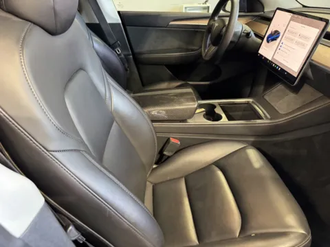 More photos of 2023 Tesla Model Y Long Range at Premium Autos - Norco, CA