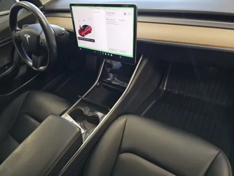 More photos of 2020 Tesla Model 3 Long Range at Premium Autos - Norco, CA