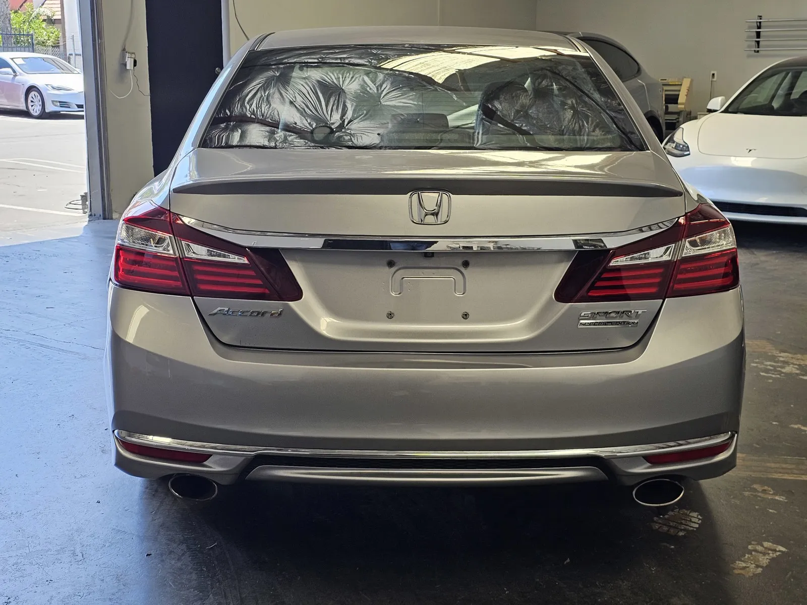 Honda Accord photo 3