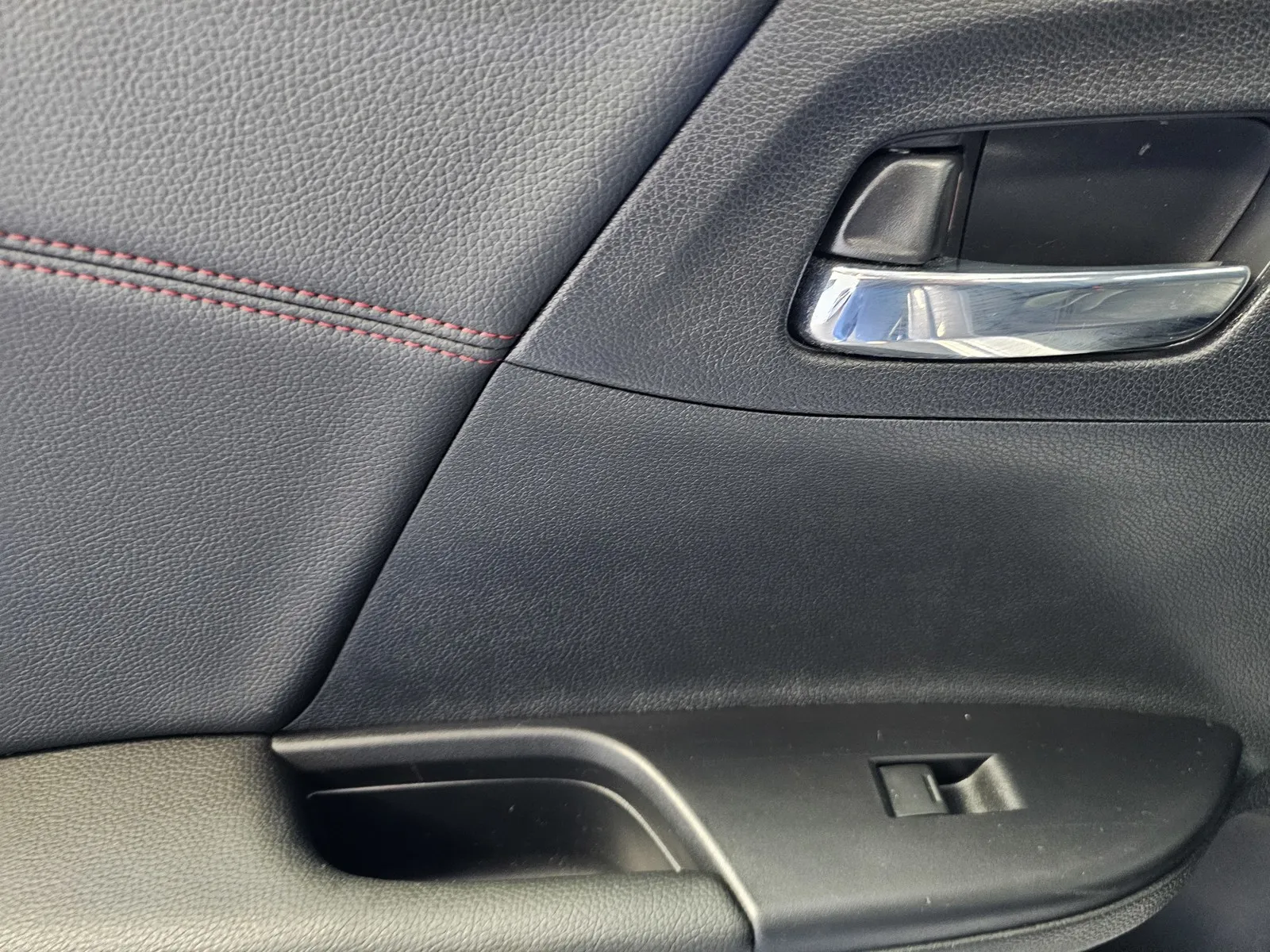 Honda Accord photo 11