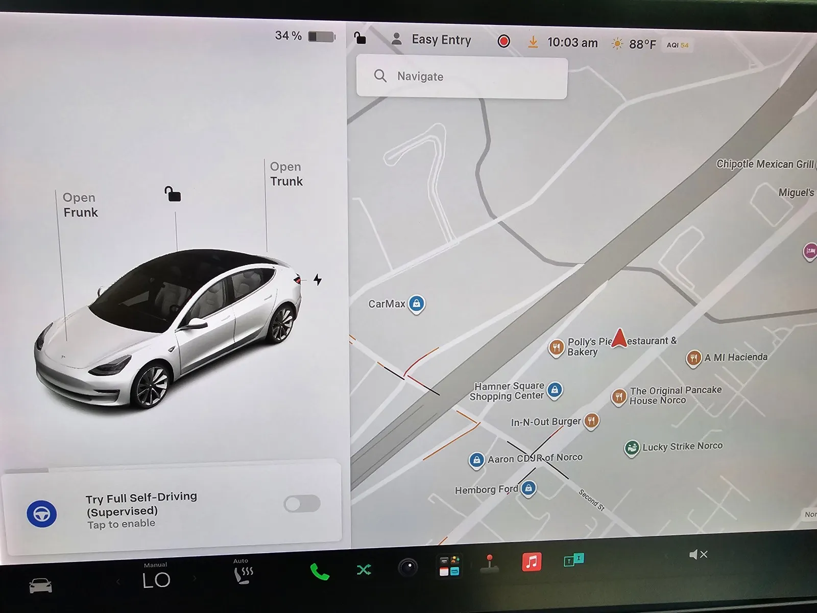 Tesla Model 3 photo 16