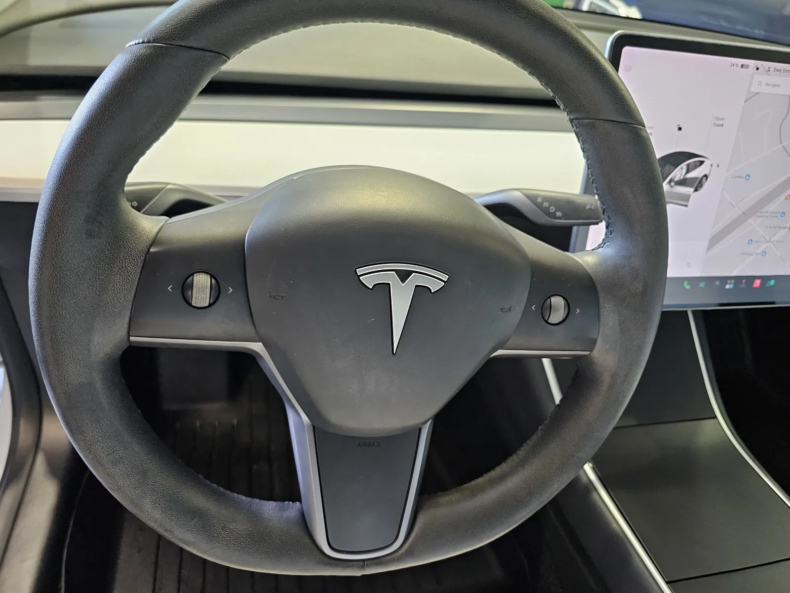 Tesla Model 3 photo 15