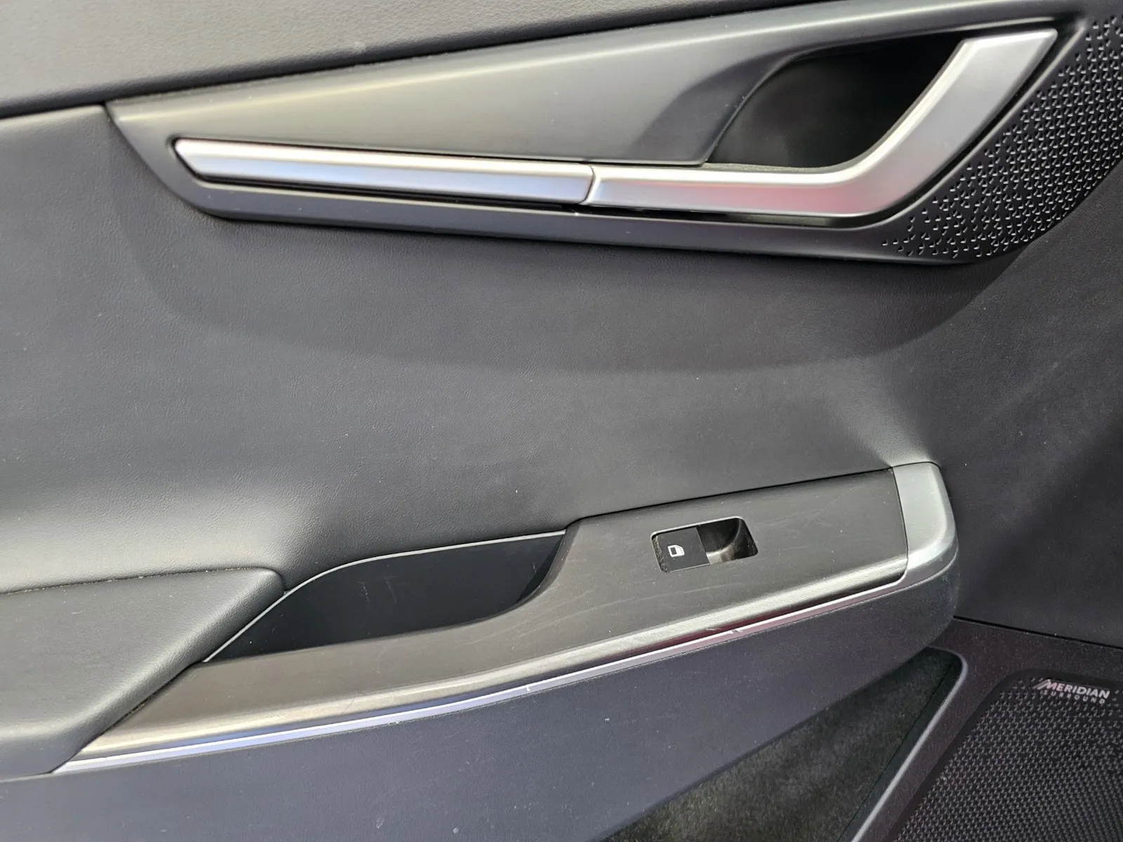 Kia EV6 photo 11
