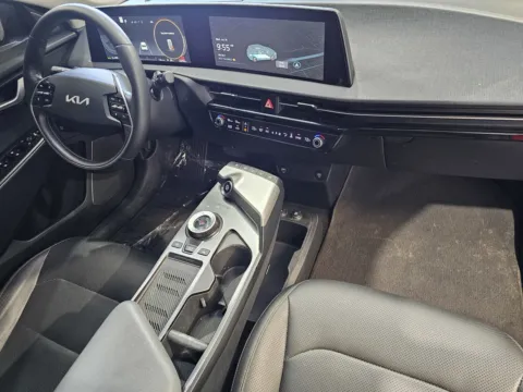 More photos of 2022 Kia EV6 WIND at Premium Autos - Norco, CA