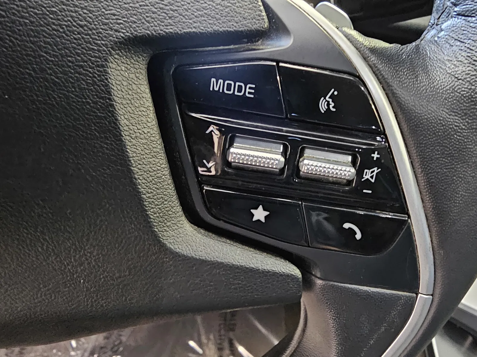 Kia EV6 photo 17