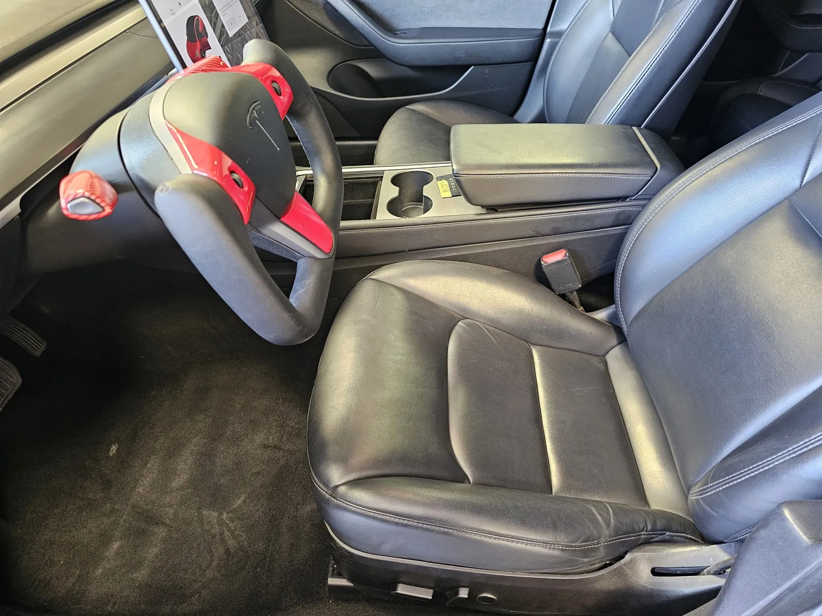 Tesla Model 3 photo 14