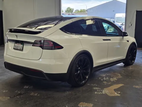 More photos of 2022 Tesla Model X at Premium Autos - Norco, CA