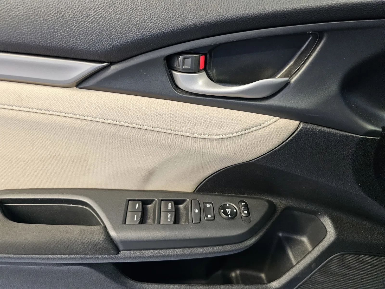 Honda Civic photo 13
