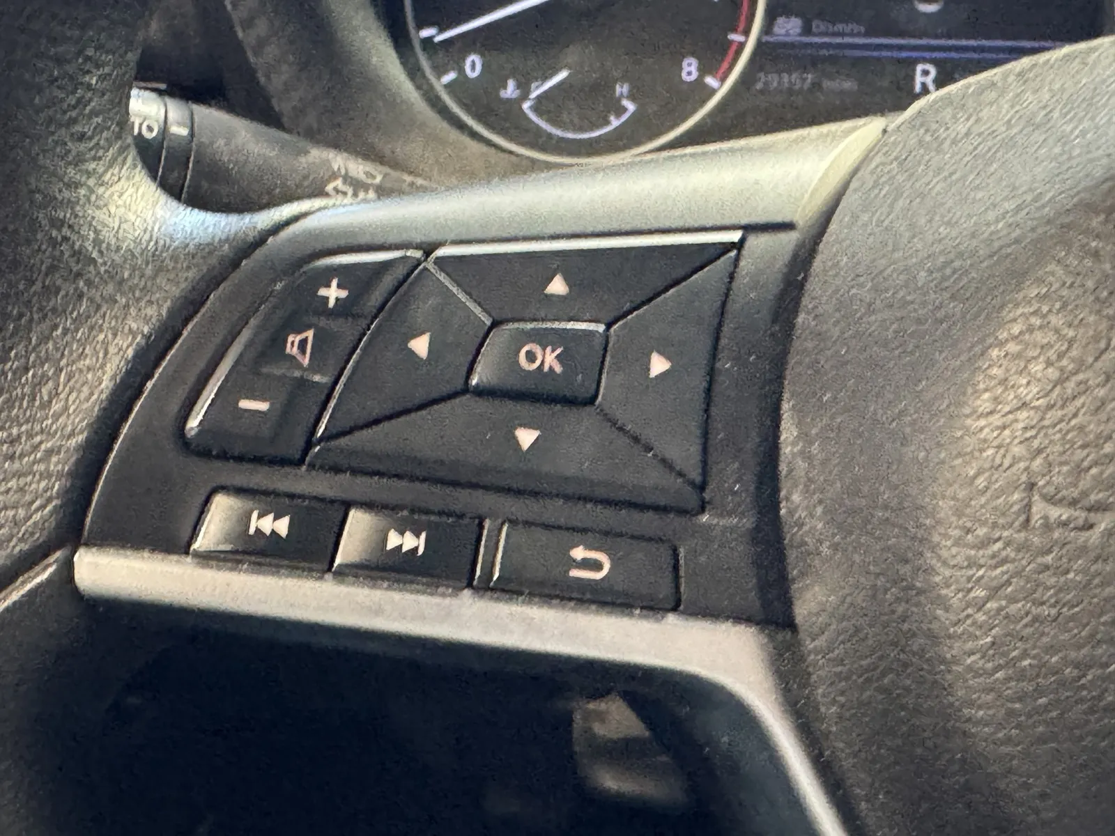 Nissan Sentra photo 16