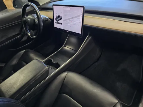 More photos of 2018 Tesla Model 3 LONG RANGE at Premium Autos - Norco, CA