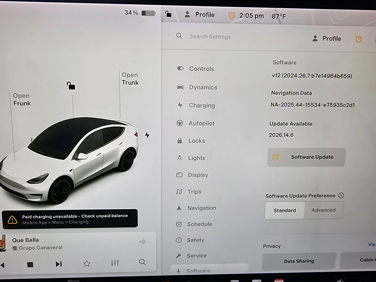 Tesla Model Y photo 17