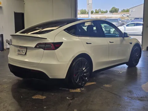 More photos of 2020 Tesla Model Y PERFORMANCE at Premium Autos - Norco, CA