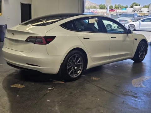More photos of 2021 Tesla Model 3 Standard Range Plus at Premium Autos - Norco, CA