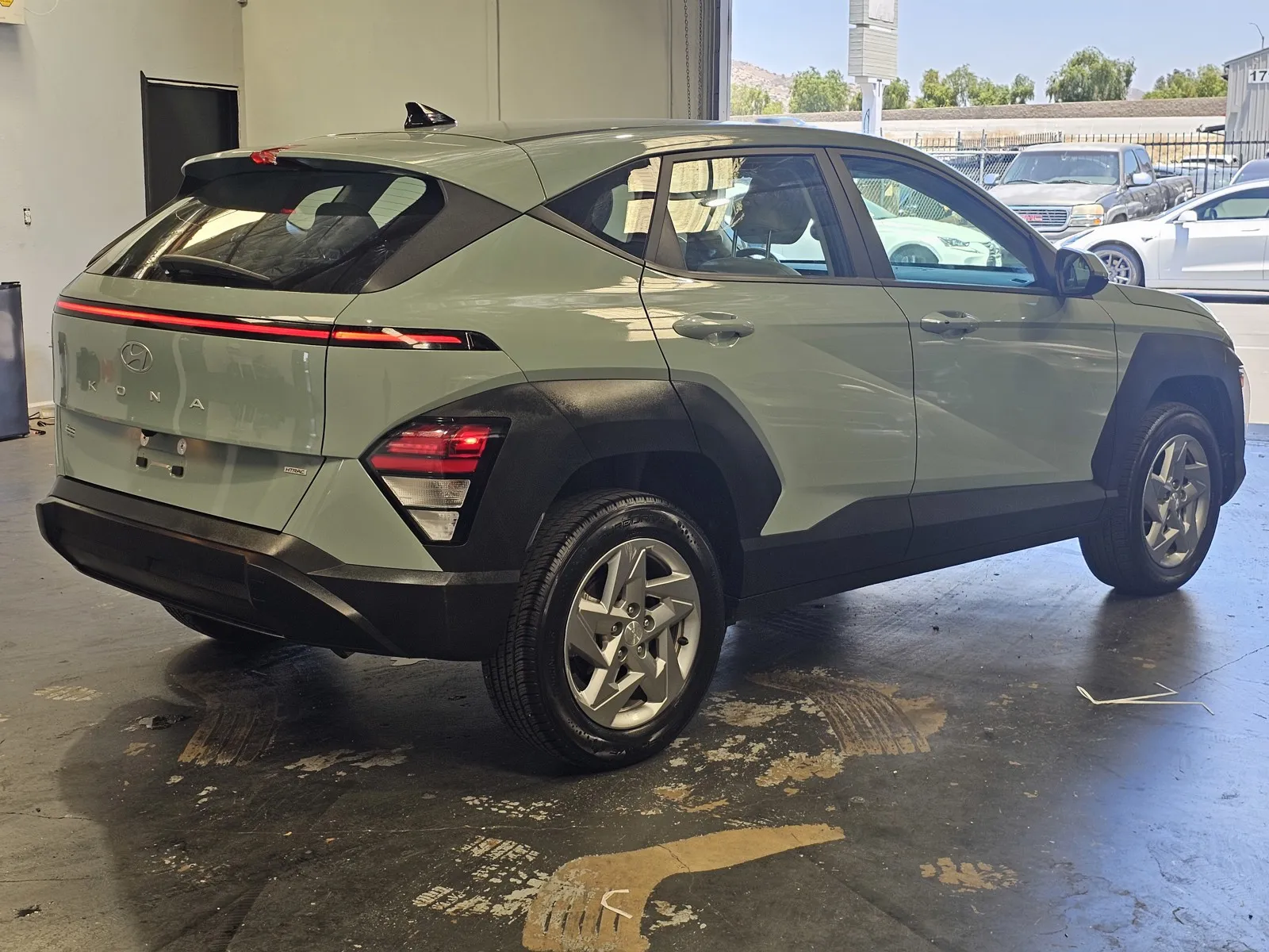 Hyundai Kona photo 4