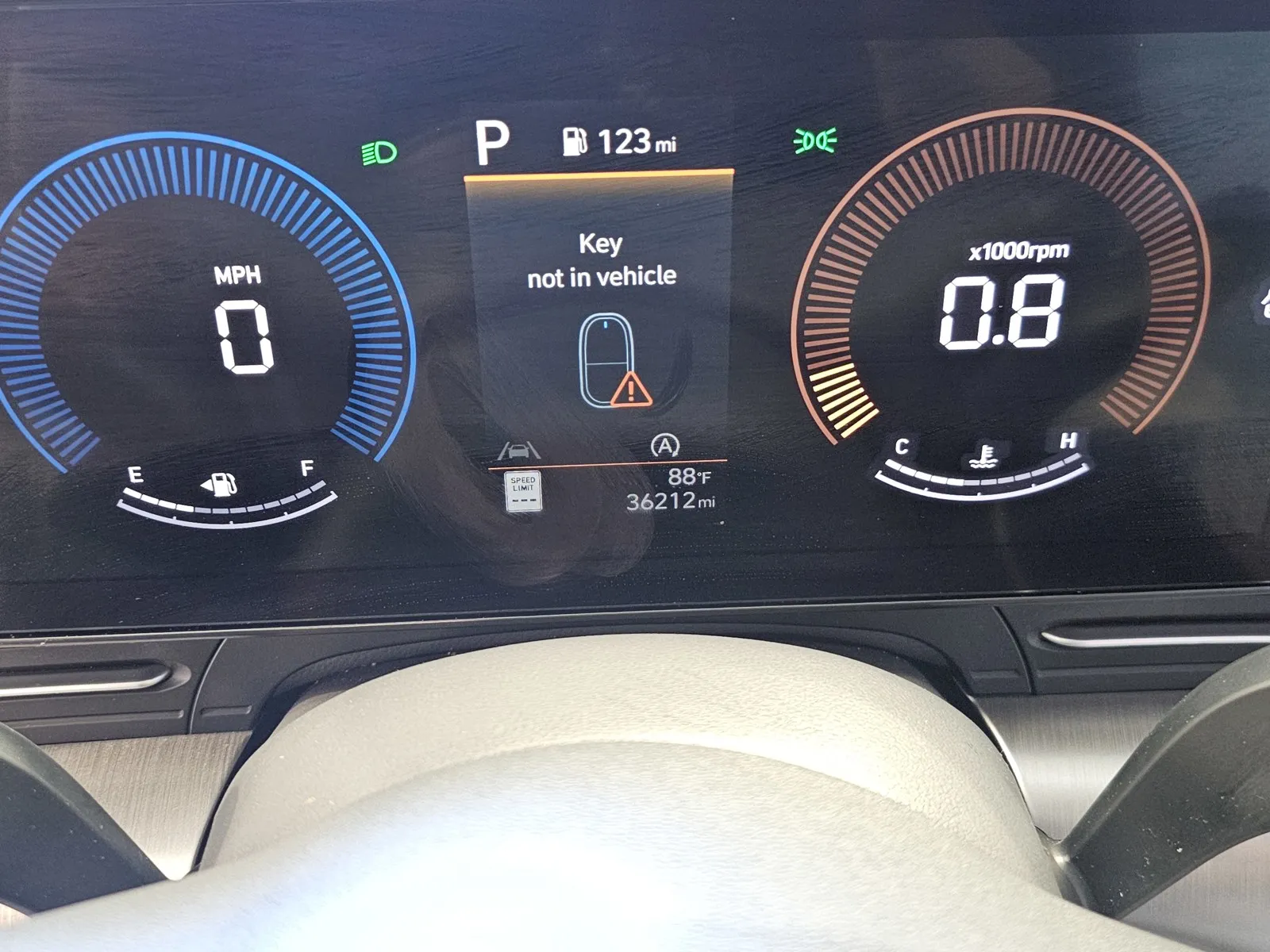 Hyundai Kona photo 16