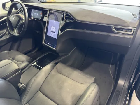 More photos of 2017 Tesla Model X at Premium Autos - Norco, CA