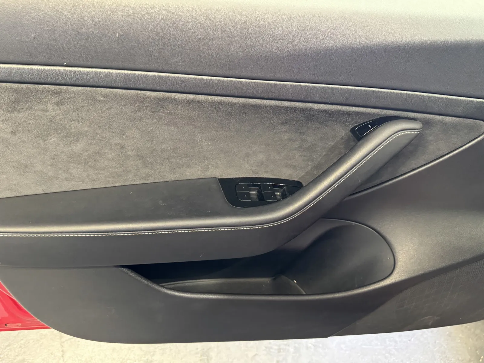 Tesla Model 3 photo 14