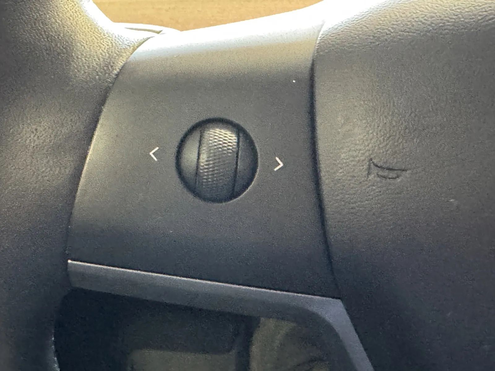 Tesla Model 3 photo 20
