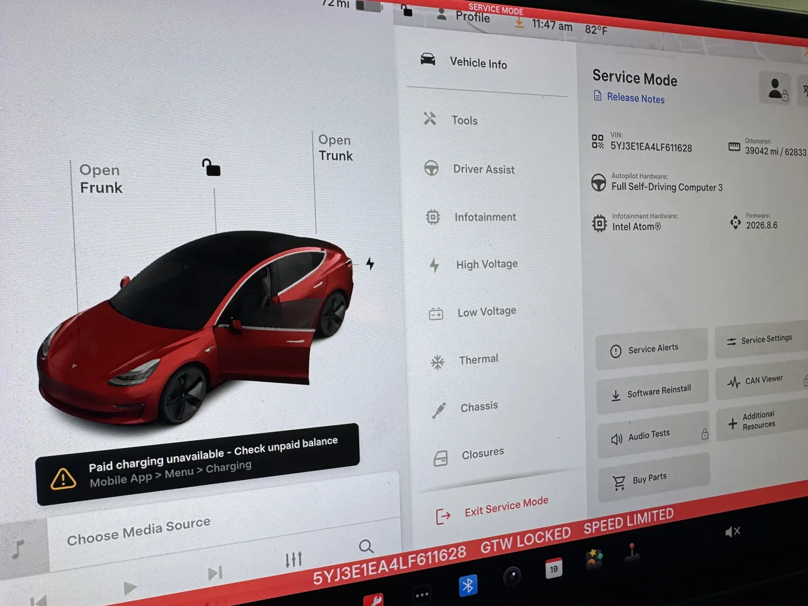 Tesla Model 3 photo 15