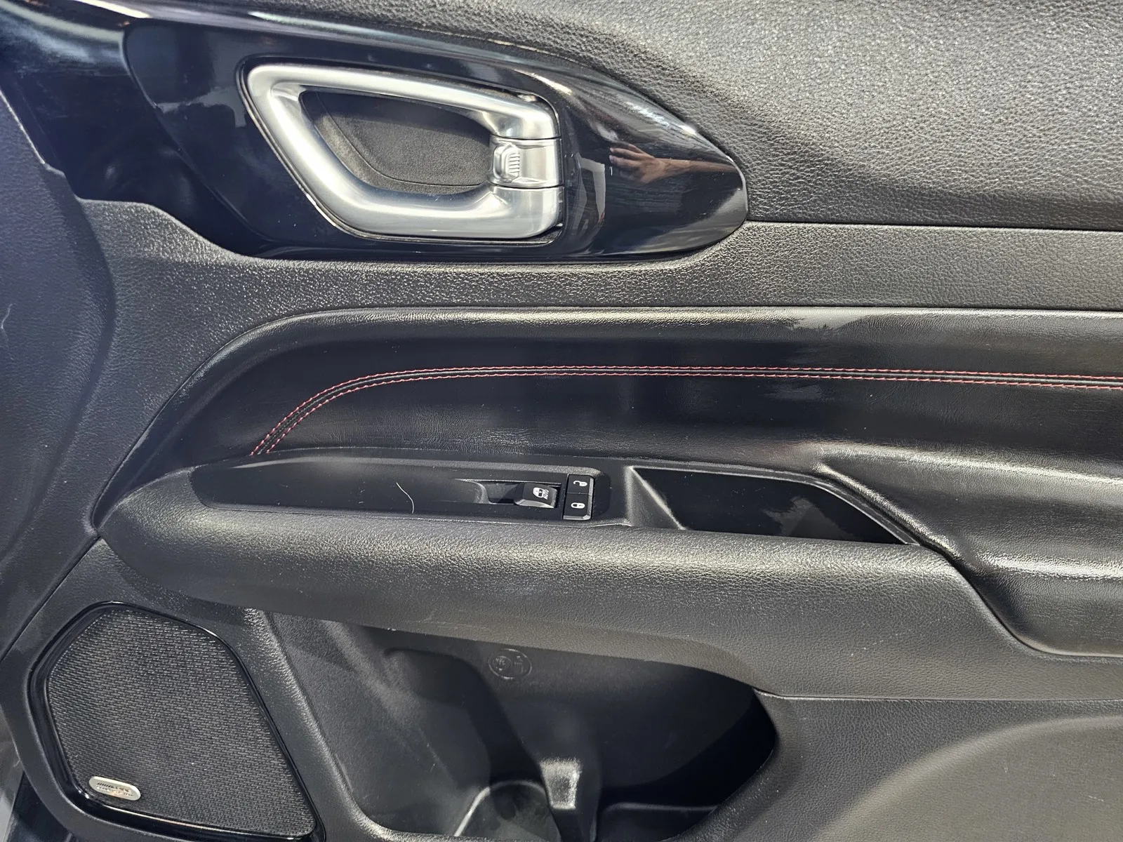 Jeep Compass photo 6