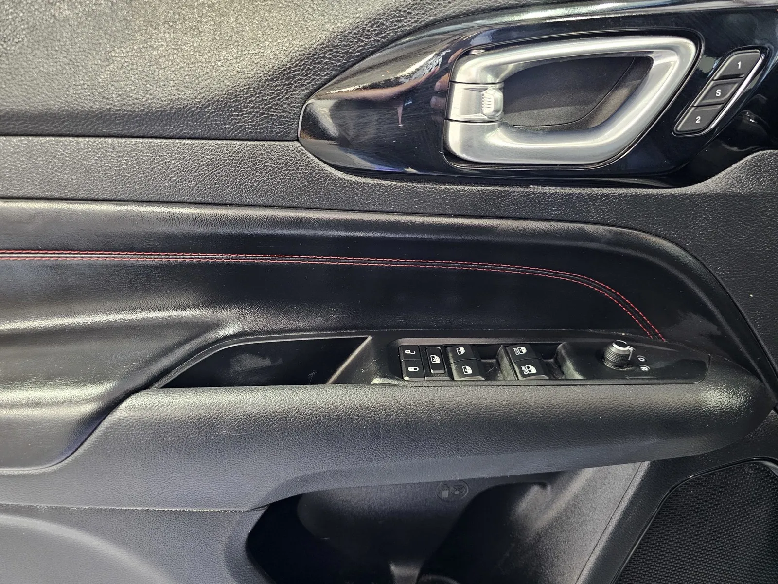 Jeep Compass photo 13