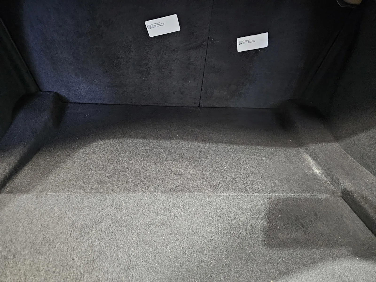Tesla Model 3 photo 10