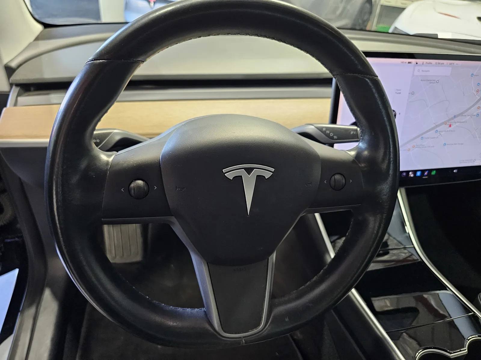 Tesla Model 3 photo 15