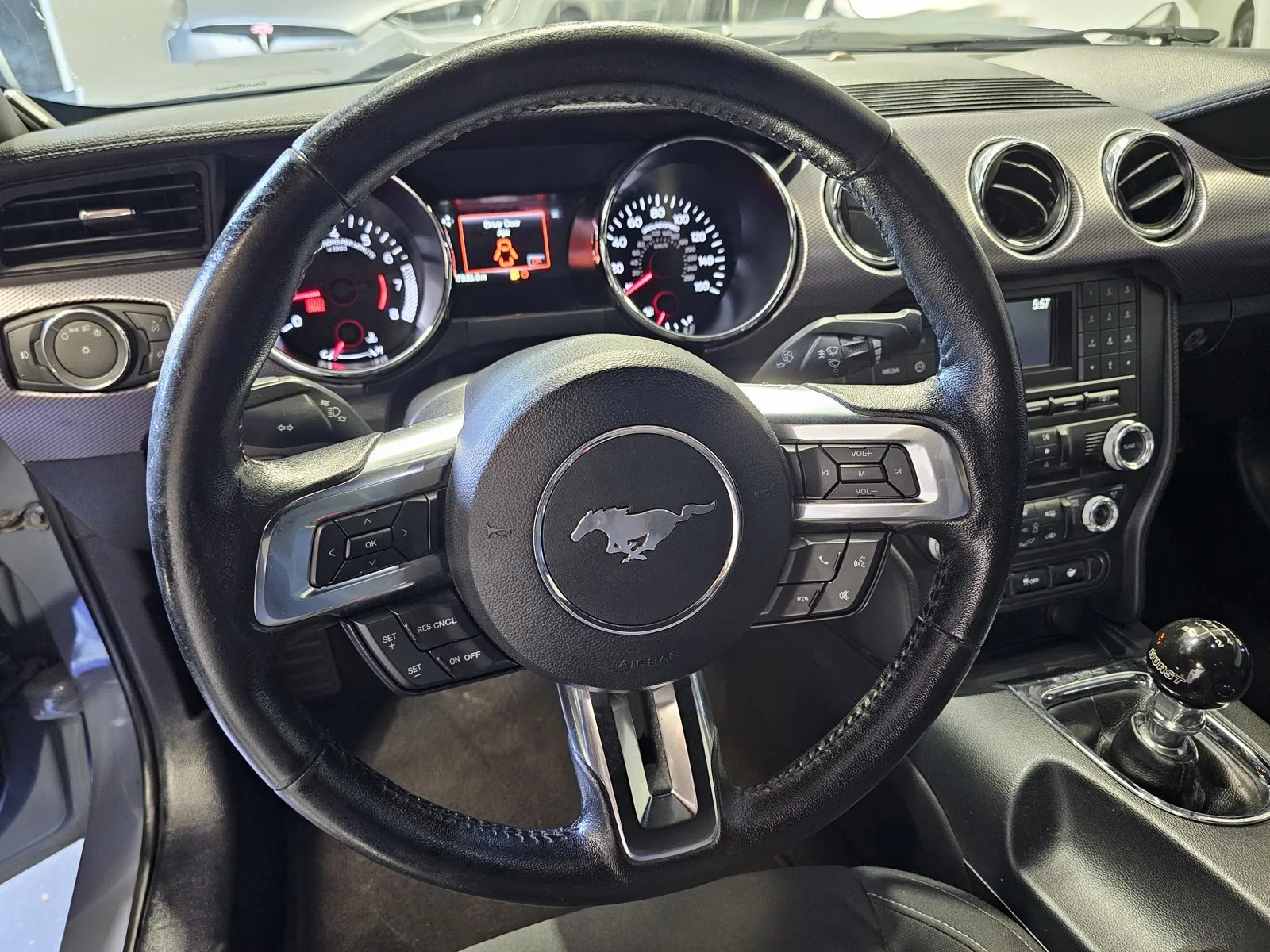Ford Mustang photo 11
