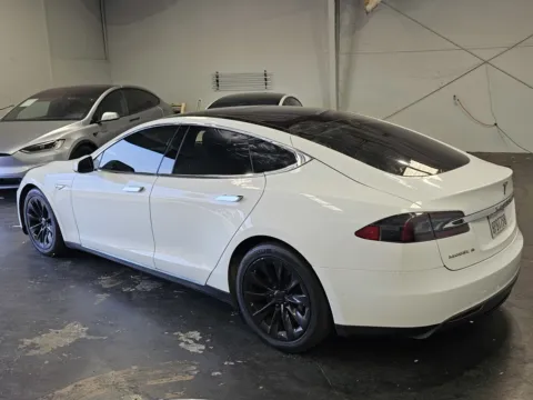 Photos of 2016 Tesla Model S 70 for sale in Norco, CA at Premium Autos - Norco