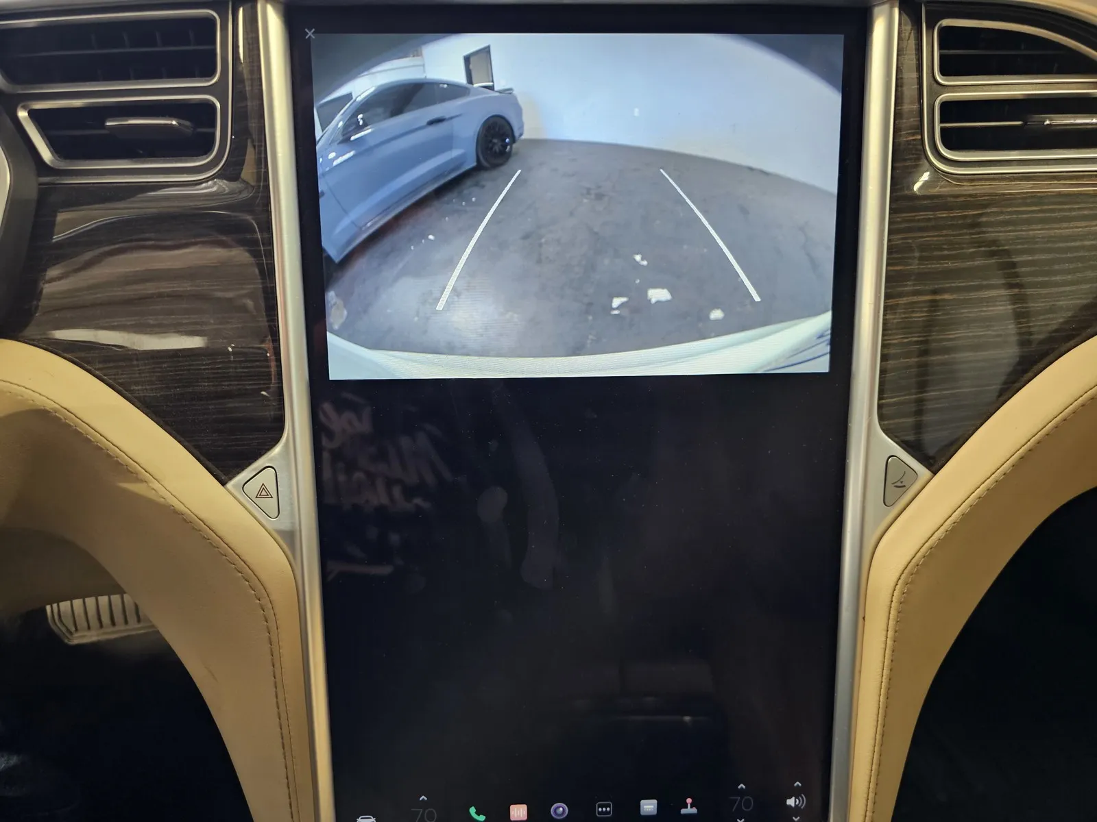 Tesla Model S photo 17