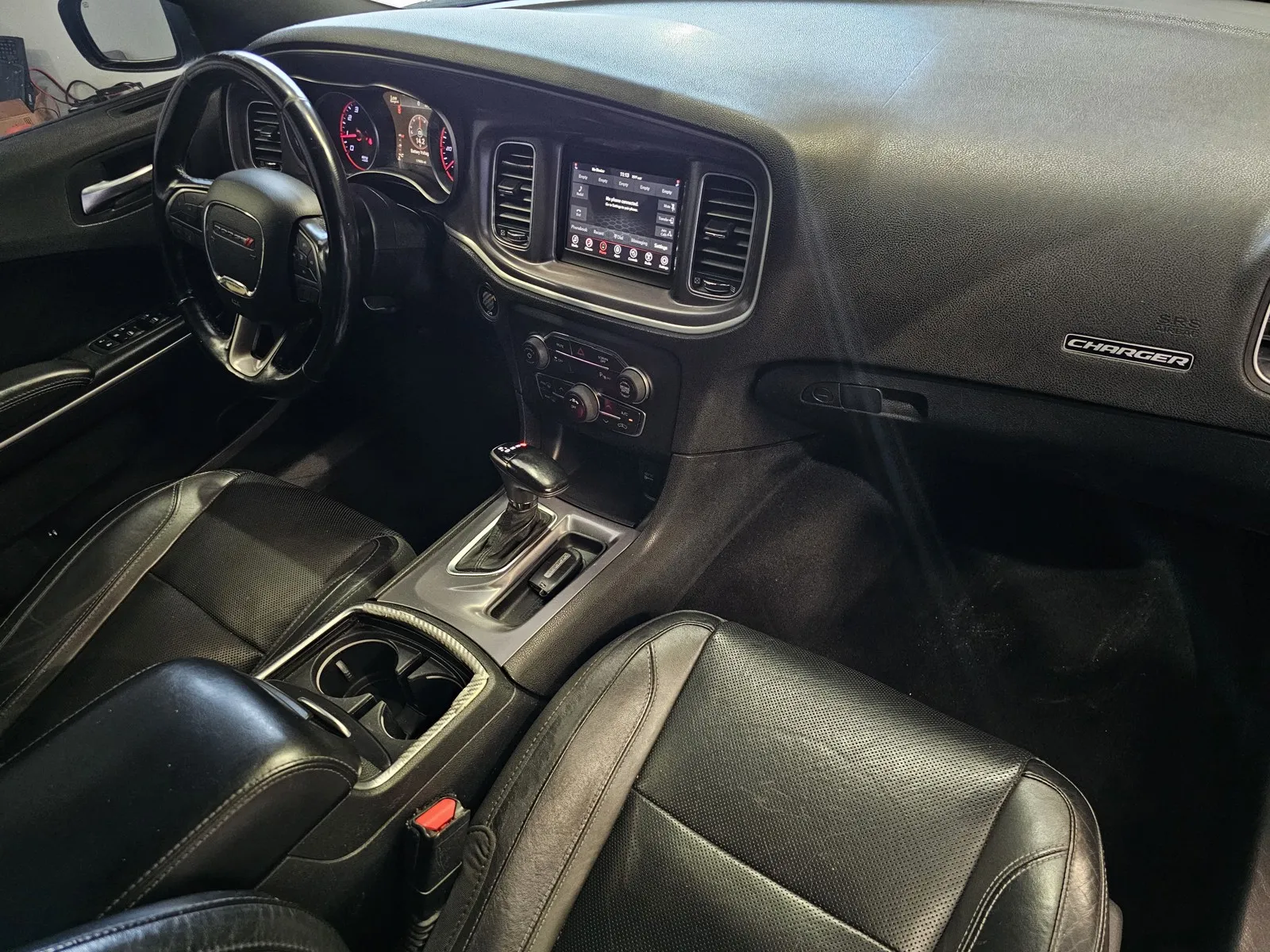 Dodge Charger photo 5