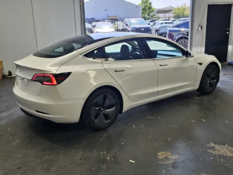 More photos of 2020 Tesla Model 3 at Premium Autos - Norco, CA