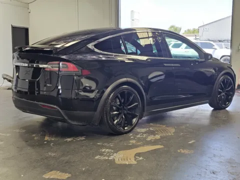 More photos of 2017 Tesla Model X at Premium Autos - Norco, CA