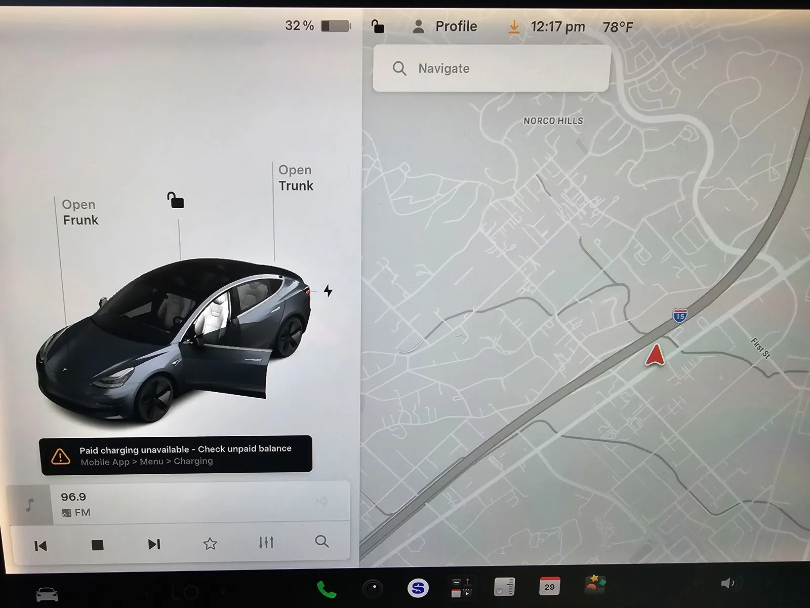 Tesla Model 3 photo 16