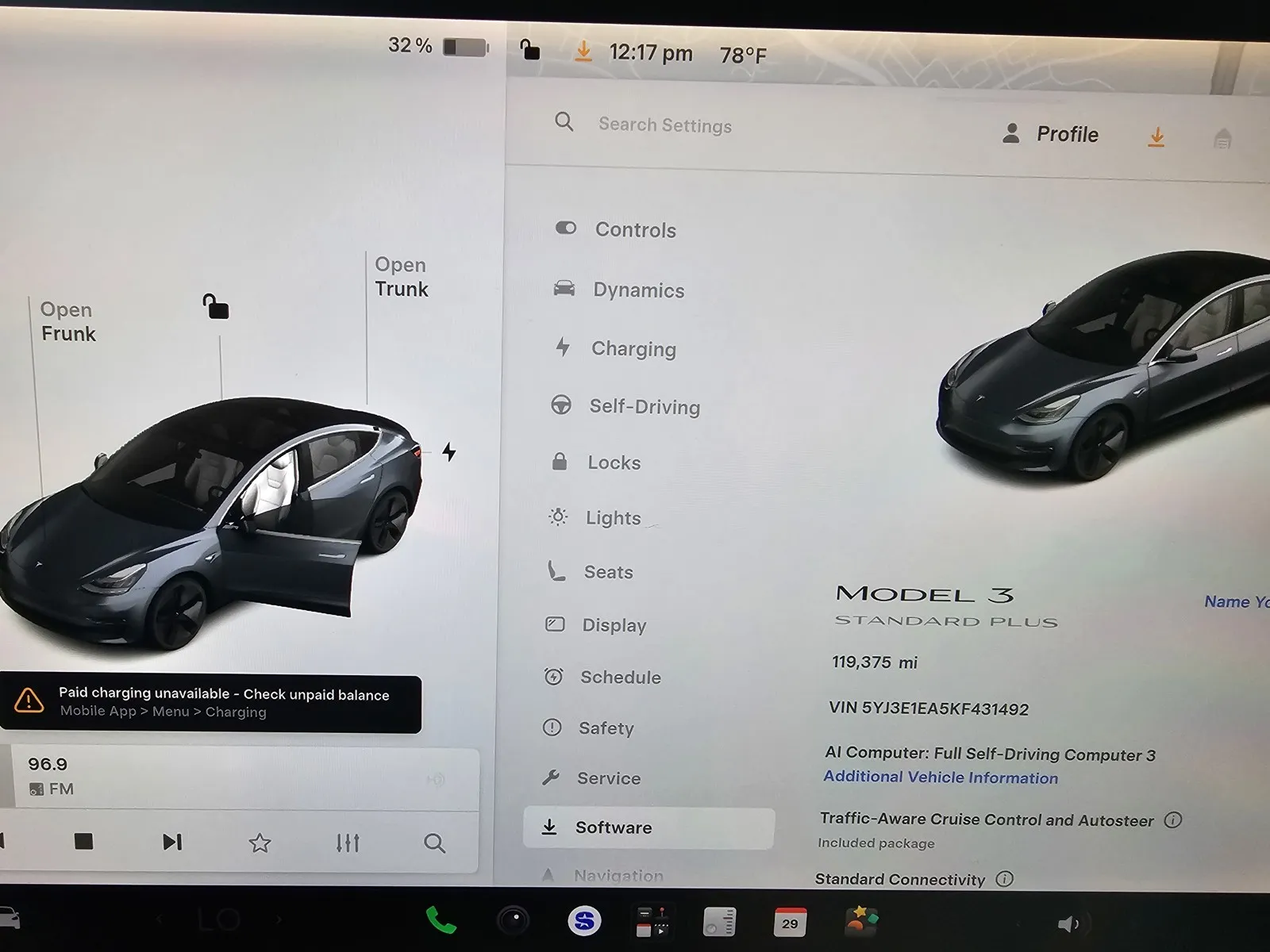 Tesla Model 3 photo 17
