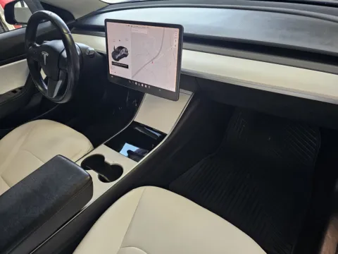 More photos of 2019 Tesla Model 3 Standard PLus at Premium Autos - Norco, CA