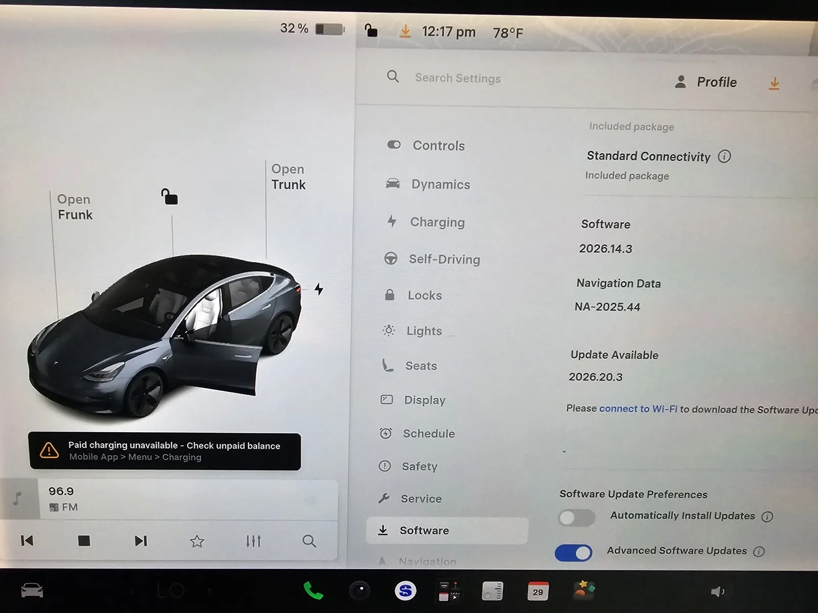 Tesla Model 3 photo 18