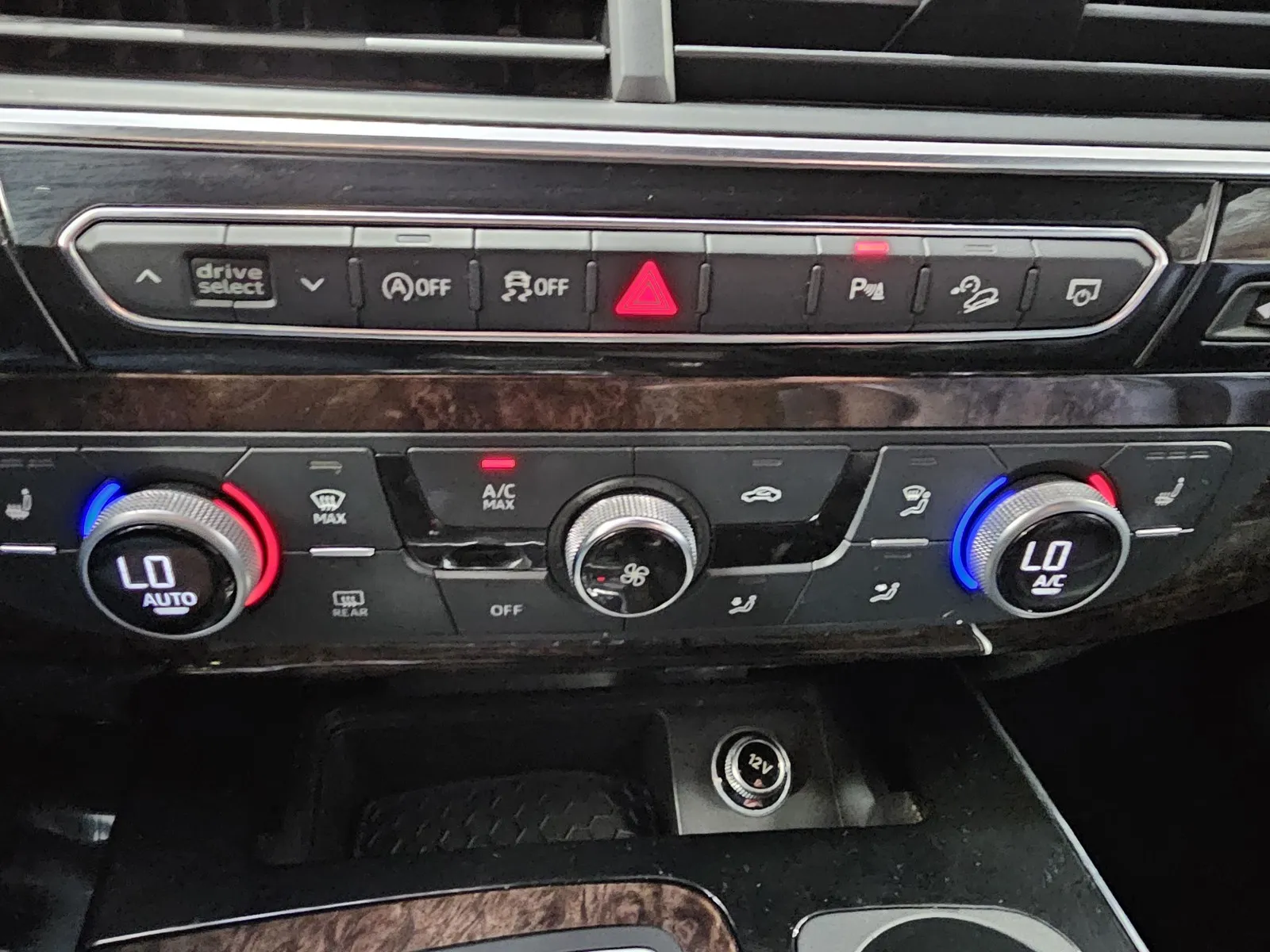 Audi Q7 photo 23