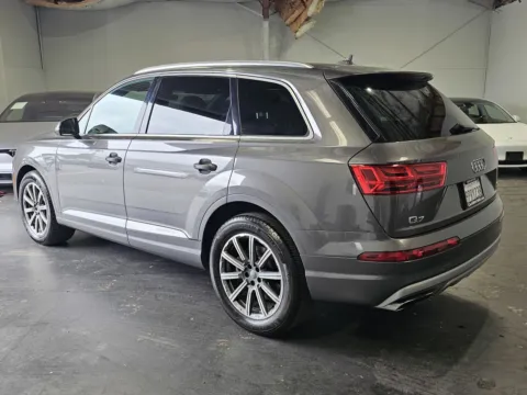Photos of 2018 Audi Q7 3.0T quattro Premium Plus for sale in Norco, CA at Premium Autos - Norco
