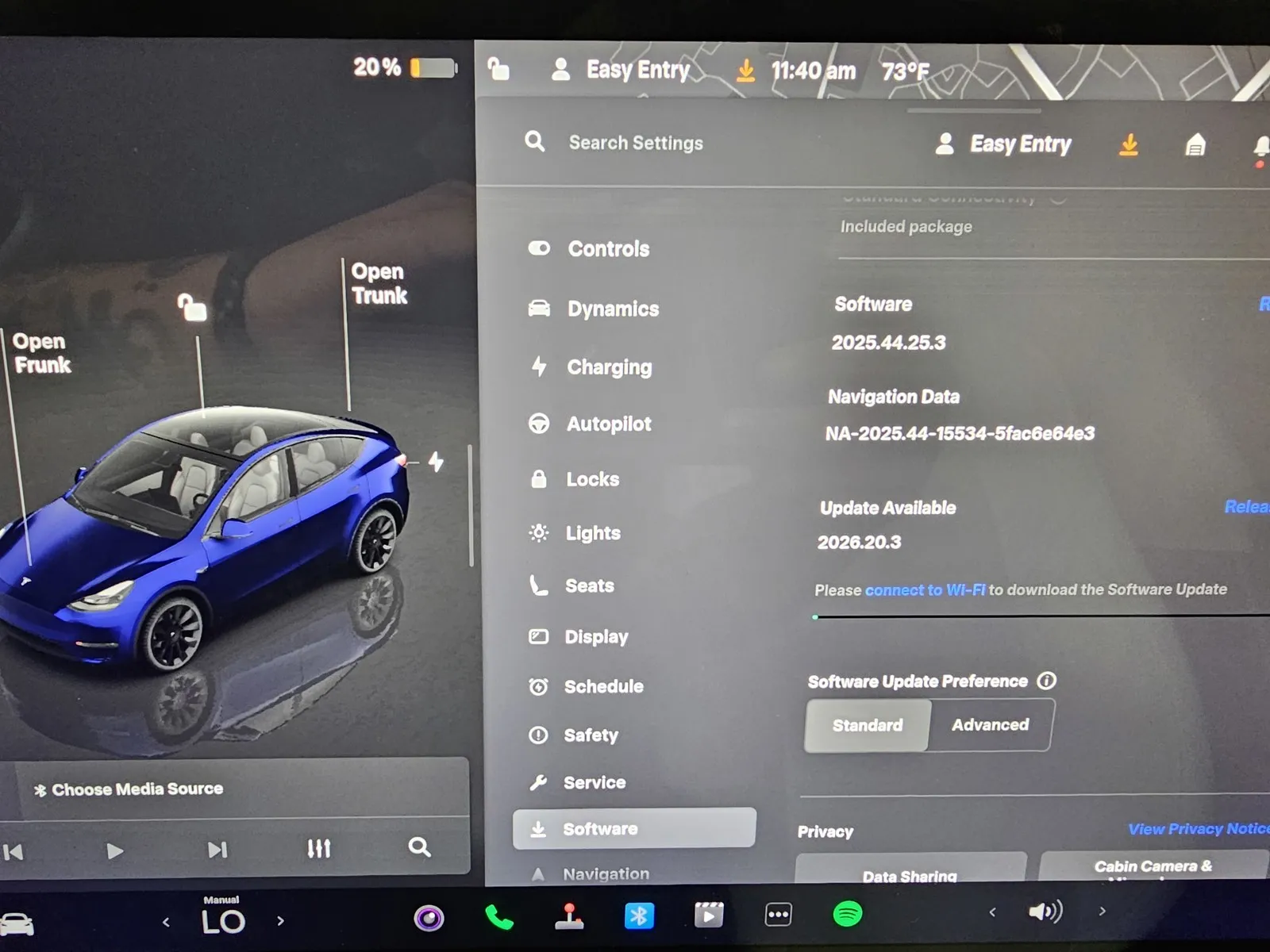Tesla Model Y photo 18