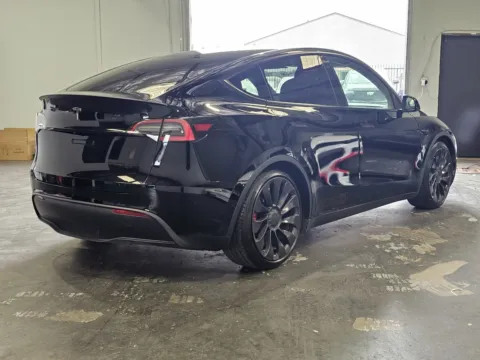 More photos of 2021 Tesla Model Y Performance at Premium Autos - Norco, CA