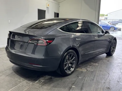More photos of 2019 Tesla Model 3 Standard Range Plus at Premium Autos - Norco, CA