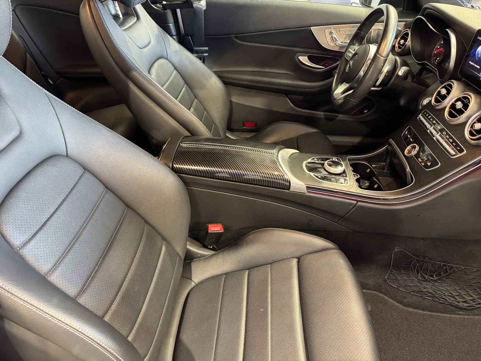 Mercedes-Benz C-Class photo 6