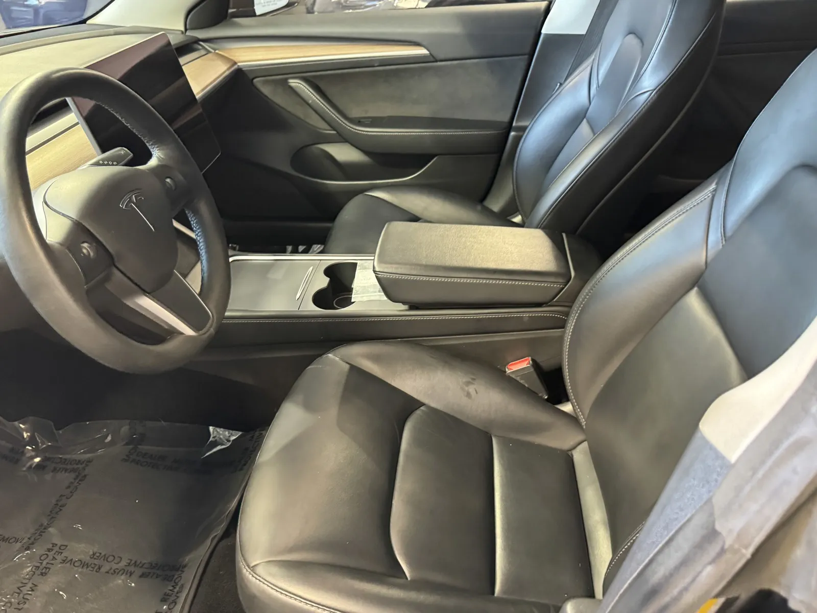 Tesla Model 3 photo 13