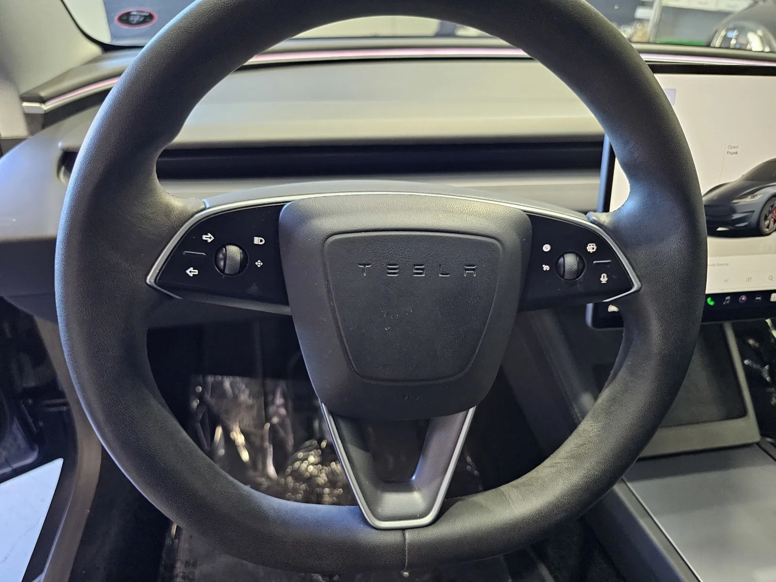 Tesla Model 3 photo 15
