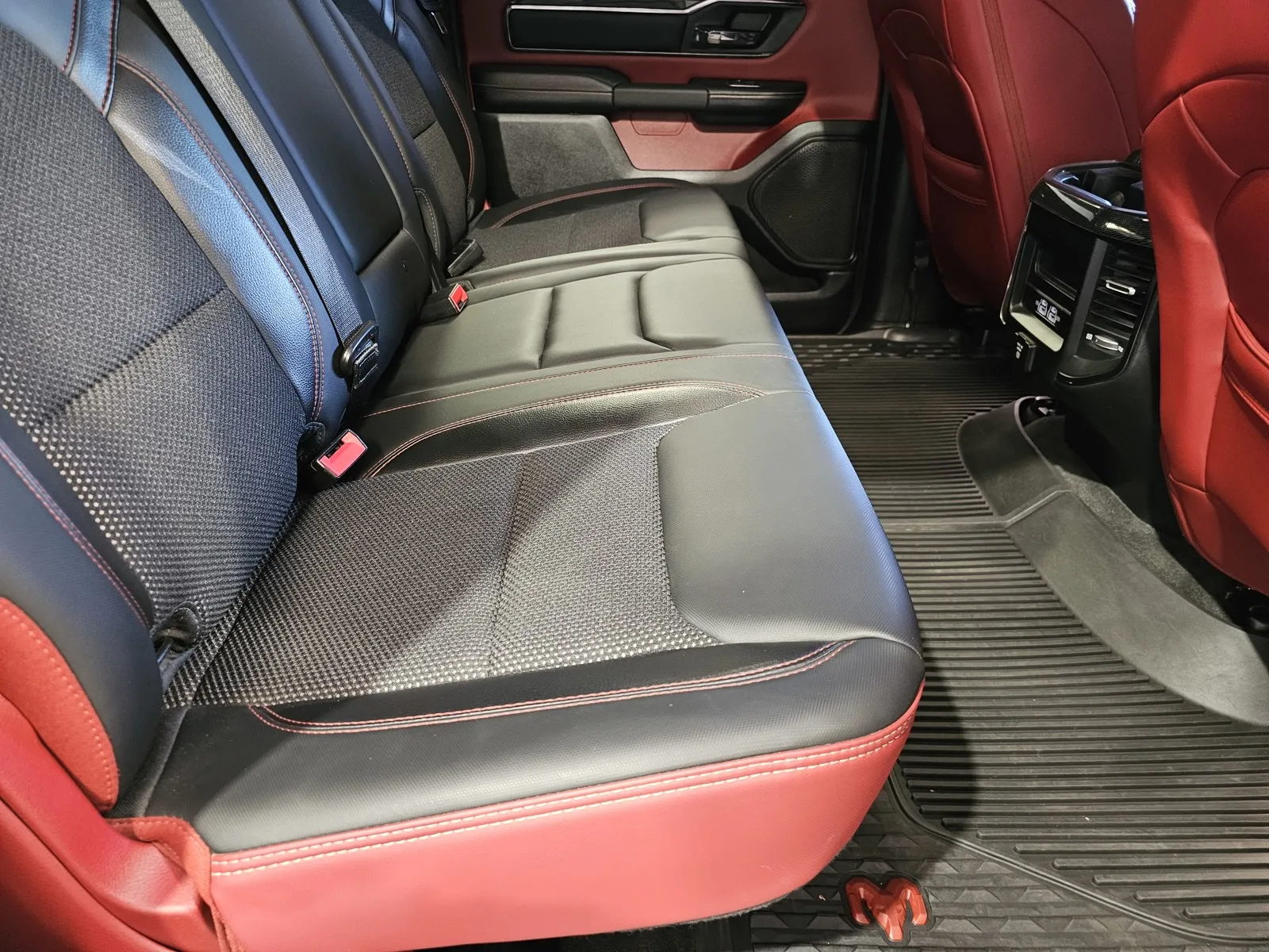 Ram 1500 photo 9