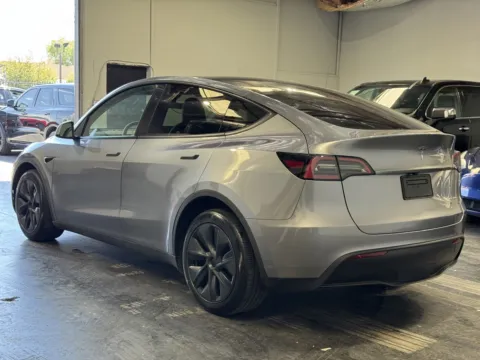 Photos of 2025 Tesla Model Y Long Range for sale in Norco, CA at Premium Autos - Norco